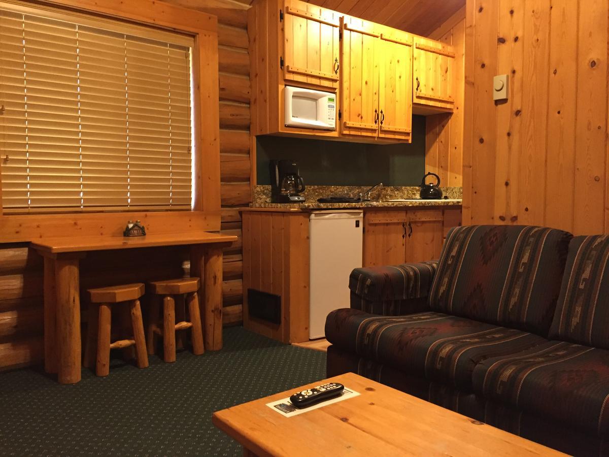 Hotel Somers Bay Log Cabin Lodging Zewnętrze zdjęcie